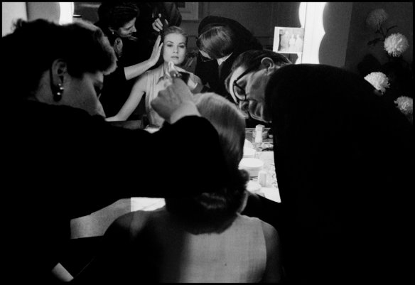 Dennis Stock Grace Kelly in her dressing room trailer during the making of the film " High Society" directed by Charles Walters. Hollywood. USA. 1956. © Dennis Stock | Magnum Photos